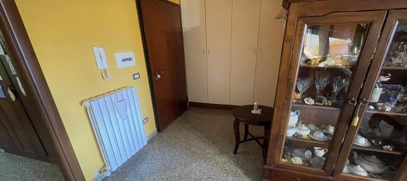 7 rooms Apartment in Rende, Italy No. 114006 3