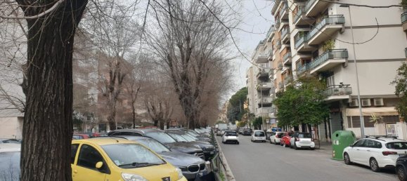 76m² Commercial property in Rome, Italy No. 16238 6