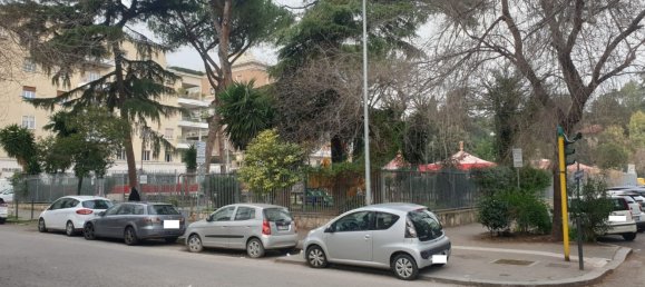 76m² Commercial property in Rome, Italy No. 16238 3