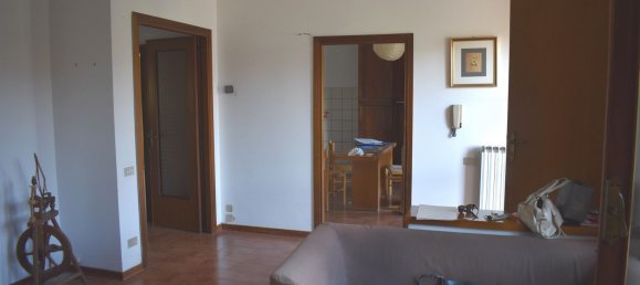 4 rooms Apartment in Gambassi Terme, Italy No. 269684 2