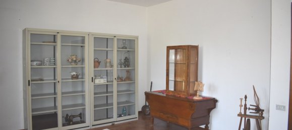 4 rooms Apartment in Gambassi Terme, Italy No. 269684 5