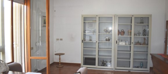 4 rooms Apartment in Gambassi Terme, Italy No. 269684 3