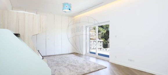 Casa de 9 dormitorios en Cascais, Portugal No. 36190 2