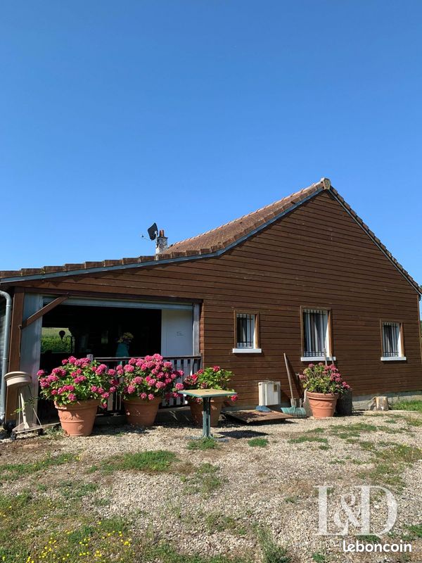 2 bedrooms House in Montmort-Lucy, France No. 225733