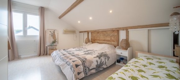 5 bedrooms House in Thil, France No. 248527 12