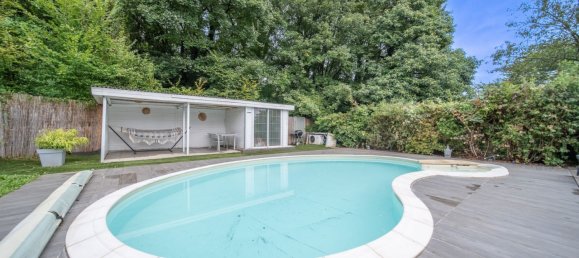 5 bedrooms House in Thil, France No. 248527 16