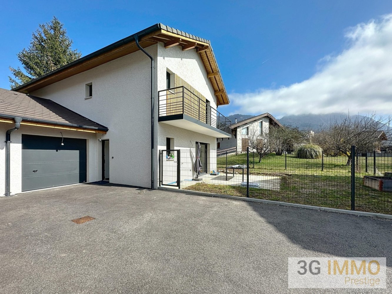 4 bedrooms Villa in Marignier, France No. 206671