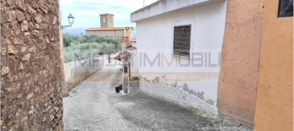 3 rooms Apartment in Fiano Romano, Italy No. 25023 2