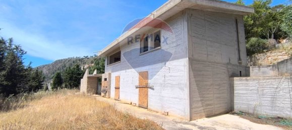 4 Schlafzimmer Villa in Erice, Italy, Nr. 337982 3