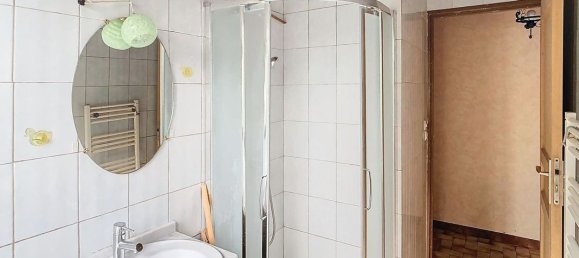 2 Schlafzimmer Haus in Saint-Germain-des-Pres, France, Nr. 263584 11