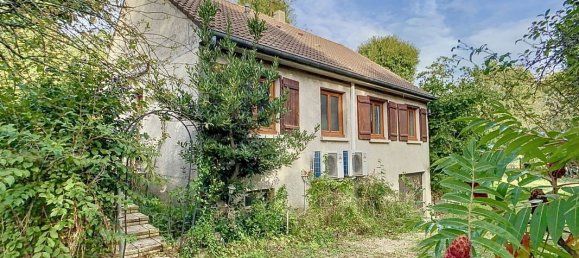 2 Schlafzimmer Haus in Saint-Germain-des-Pres, France, Nr. 263584 3