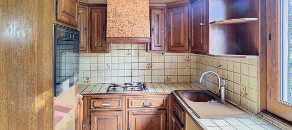 2 Schlafzimmer Haus in Saint-Germain-des-Pres, France, Nr. 263584 9