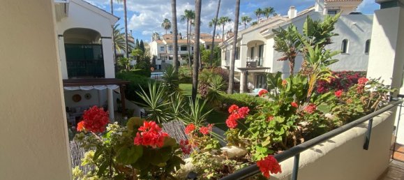 Adosado de 3 dormitorios en Estepona, Spain No. 139294 21