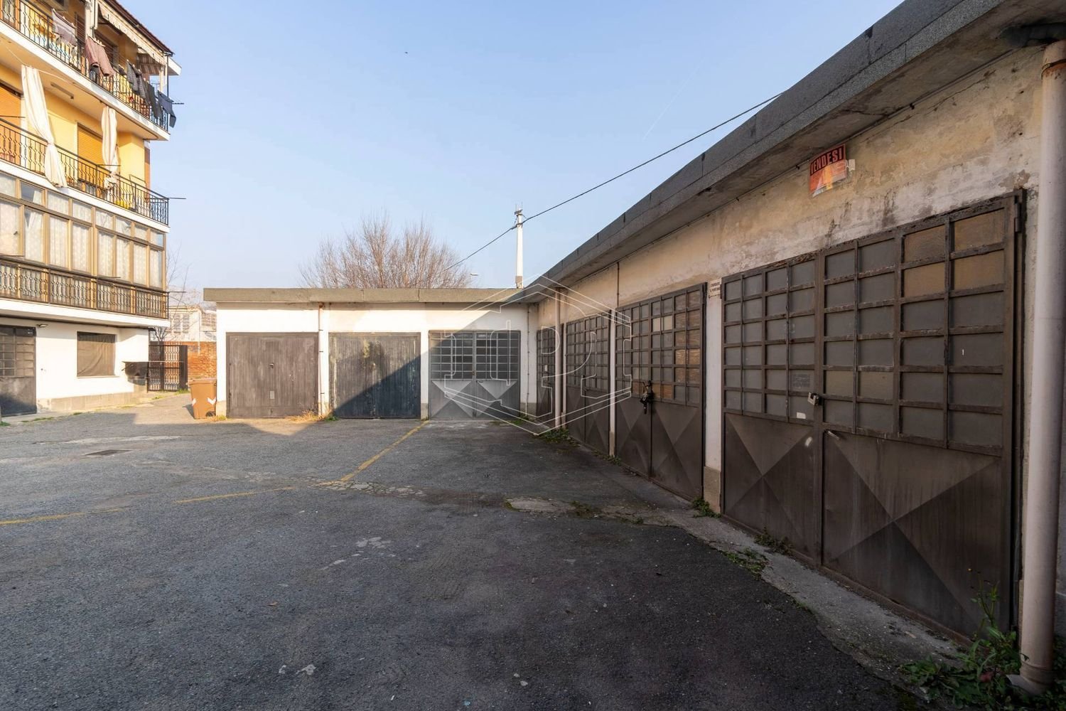 29m² Garage in Moncalieri, Italy No. 117075