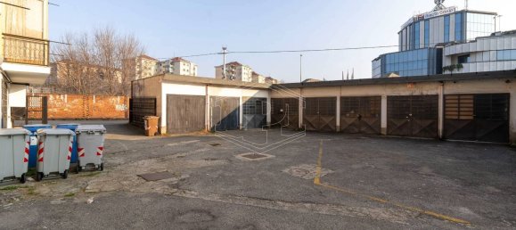 29m² Garage in Moncalieri, Italy No. 117075 19