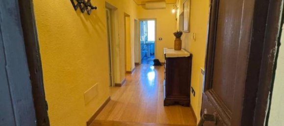 2 bedrooms Apartment in Pisa, Italy No. 352511 3
