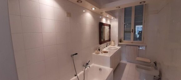 3 rooms House in Piacenza, Italy No. 73301 5