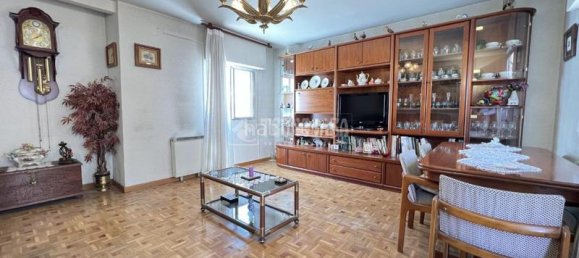3 bedrooms Apartment in Madrid, Spain No. 138986 2