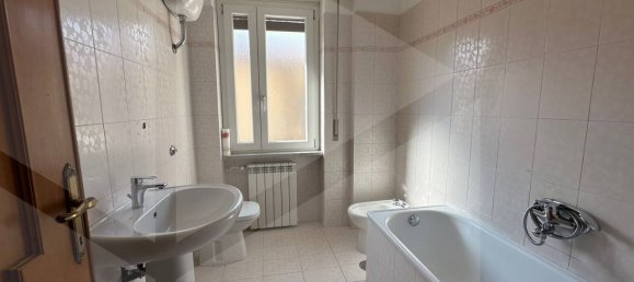 4 rooms Apartment in Avezzano, Italy No. 22445 30