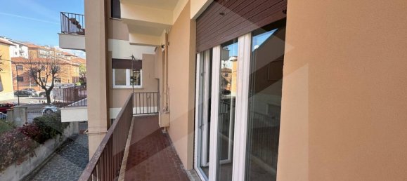 4 rooms Apartment in Avezzano, Italy No. 22445 19