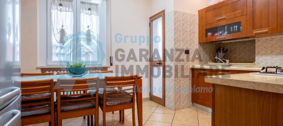 5-salle Appartement à Mantua, Italy No. 314763 8