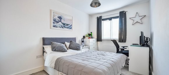 Casa T4 em Stafford, United Kingdom N.º 2369 8