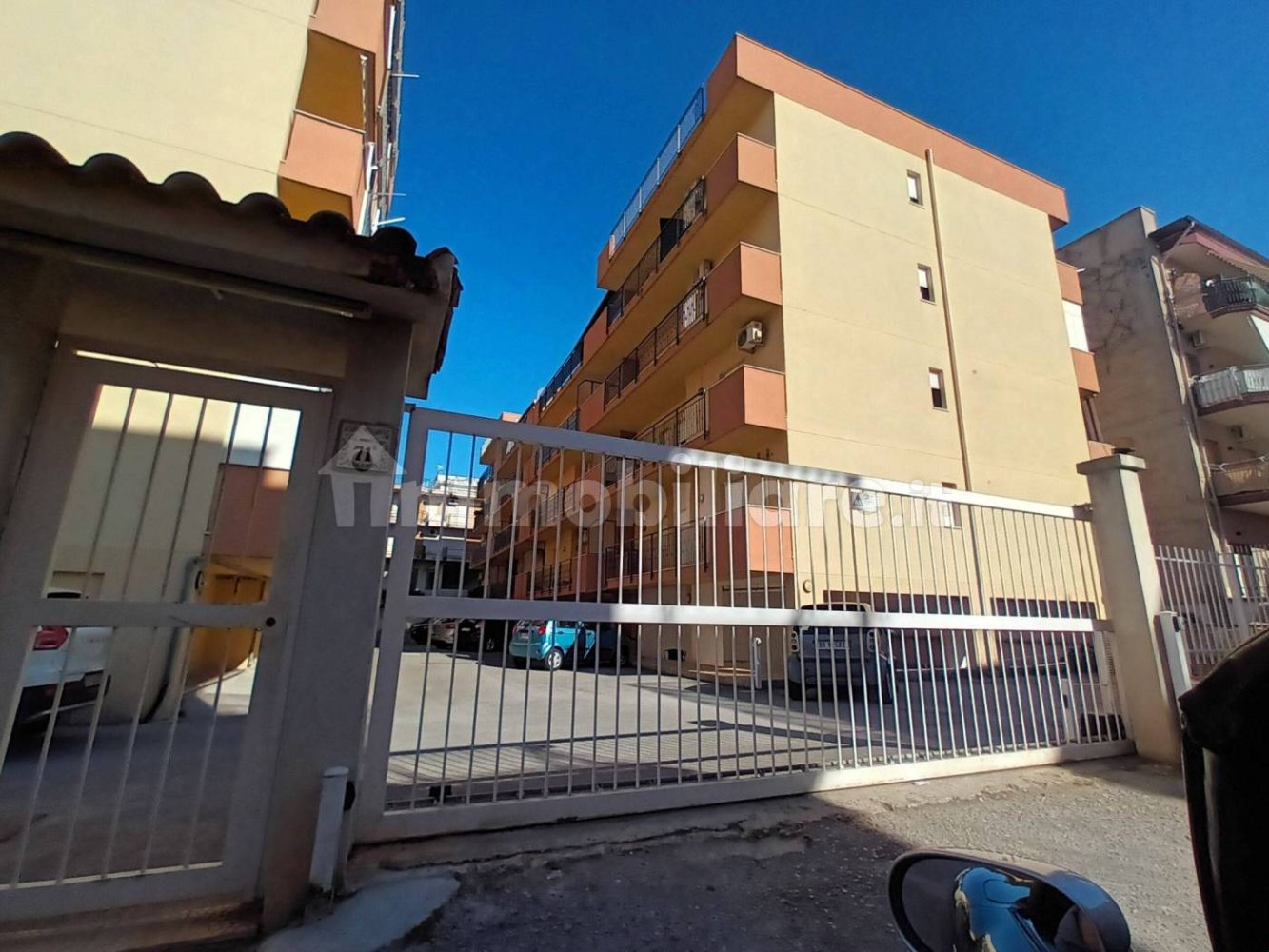 3 bedrooms Apartment in Villabate, Italy No. 270616