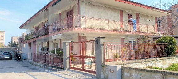 3-Zimmer Wohnung in Pomigliano d'Arco, Italy, Nr. 22676 22