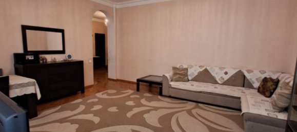 Apartamento de 3 dormitorios en Khatay, Azerbaijan No. 1742 10