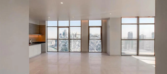 3 bedrooms Apartment in Dubai, UAE No. 21301 2