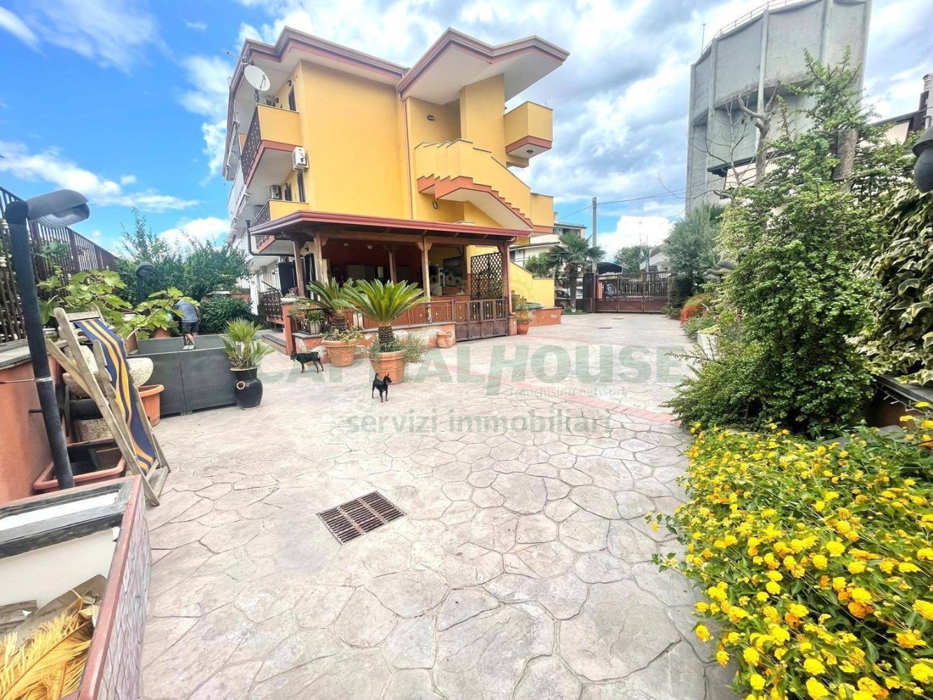 8 bedrooms Villa in Castello di Cisterna, Italy No. 400498