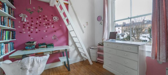 6 bedrooms House in London, United Kingdom No. 11121 8