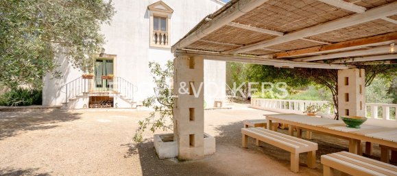 23 rooms House in Ostuni, Italy No. 127274 11