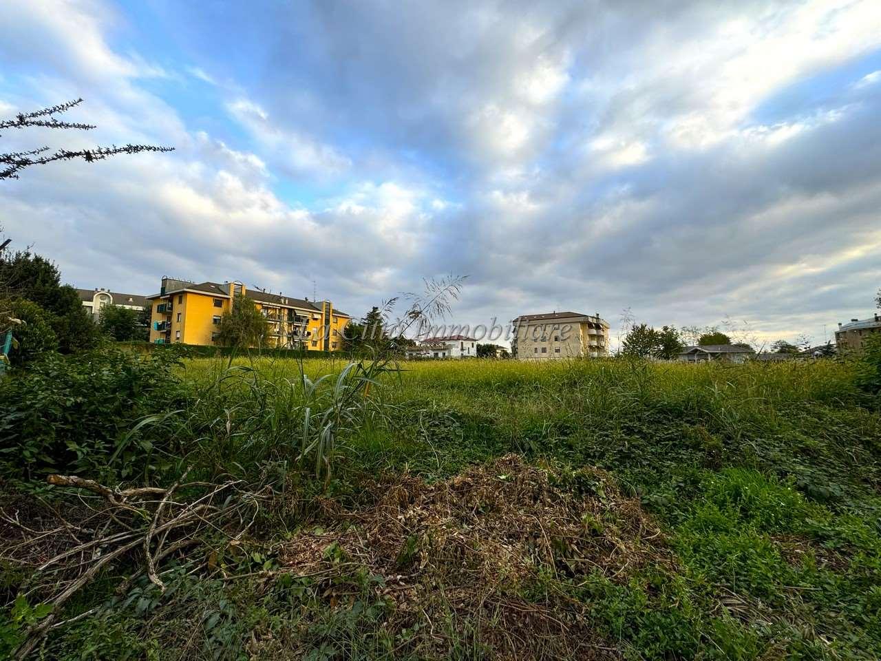 4728m² Land in Novara, Italy No. 101960