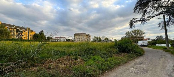4728m² Land in Novara, Italy No. 101960 5
