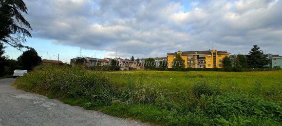 4728m² Land in Novara, Italy No. 101960 2