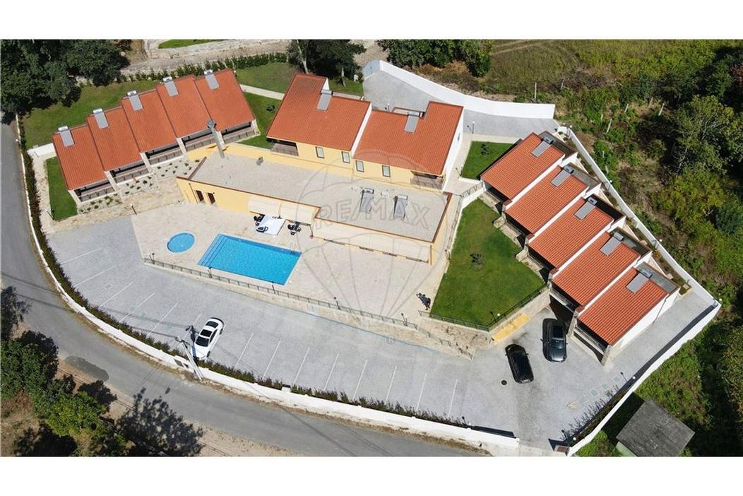 Gebäude in Arcos de Valdevez, Portugal 858m², Nr. 352161