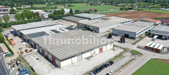 Lagerhaus in Sarcedo, Italy 2400m², Nr. 320980 2