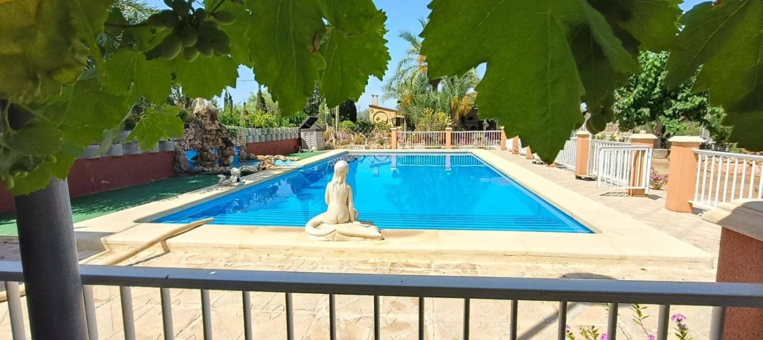 Casa de 4 dormitorios en El Realengo, Spain No. 258239