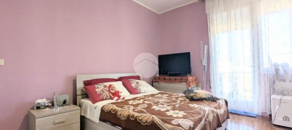3 rooms Apartment in Treviso, Italy No. 43472 10