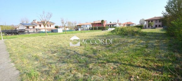 Terrain à Giavera del Montello, Italy 770m² No. 285641 6