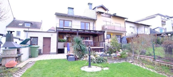 Таунхаус с 5 комнатами в Рейн-Зиг, Германия № 208186 3