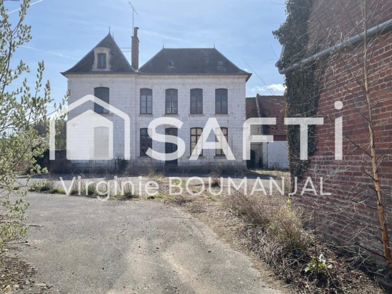 Замки и поместья с 4 спальнями в Эль, Франция № 81987