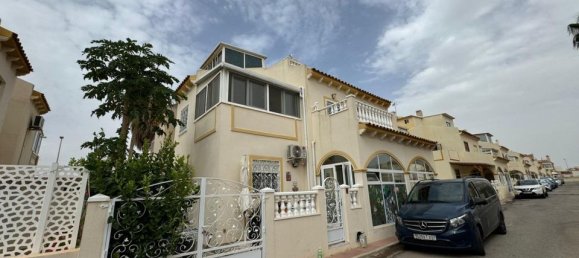 4 bedrooms House in Dehesa De Campoamor, Spain No. 188258 2