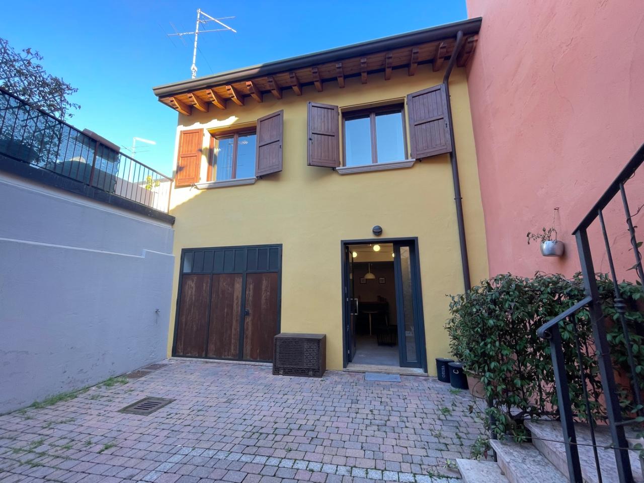 3 rooms House in Valeggio sul Mincio, Italy No. 173929