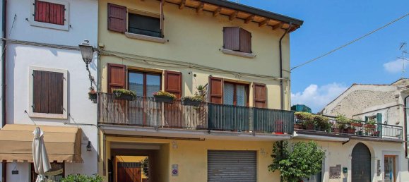 3 rooms House in Valeggio sul Mincio, Italy No. 173929 13