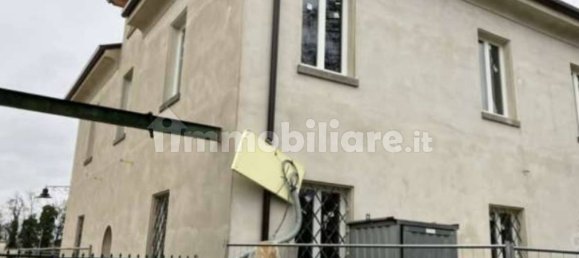 4 bedrooms Building in Novi di Modena, Italy No. 292839 4