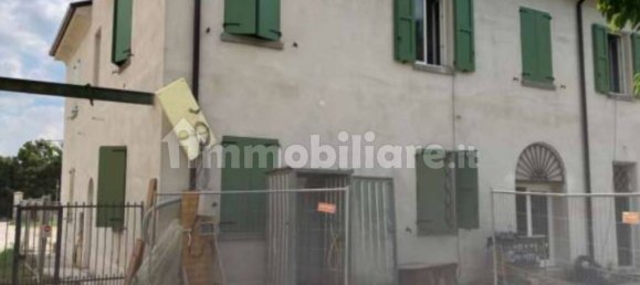 4 bedrooms Building in Novi di Modena, Italy No. 292839 2
