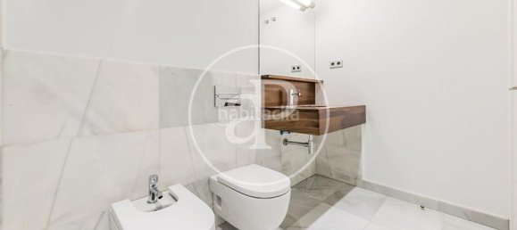 5 غرف نوم منزل في Madrid, Spain رقم 27733 46