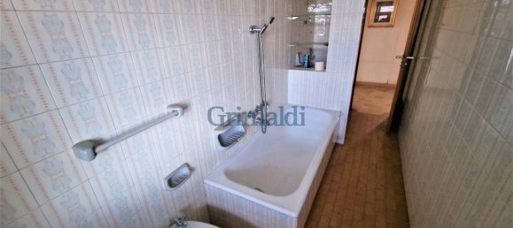 3 Schlafzimmer Wohnung in Vigevano, Italy, Nr. 335072 19